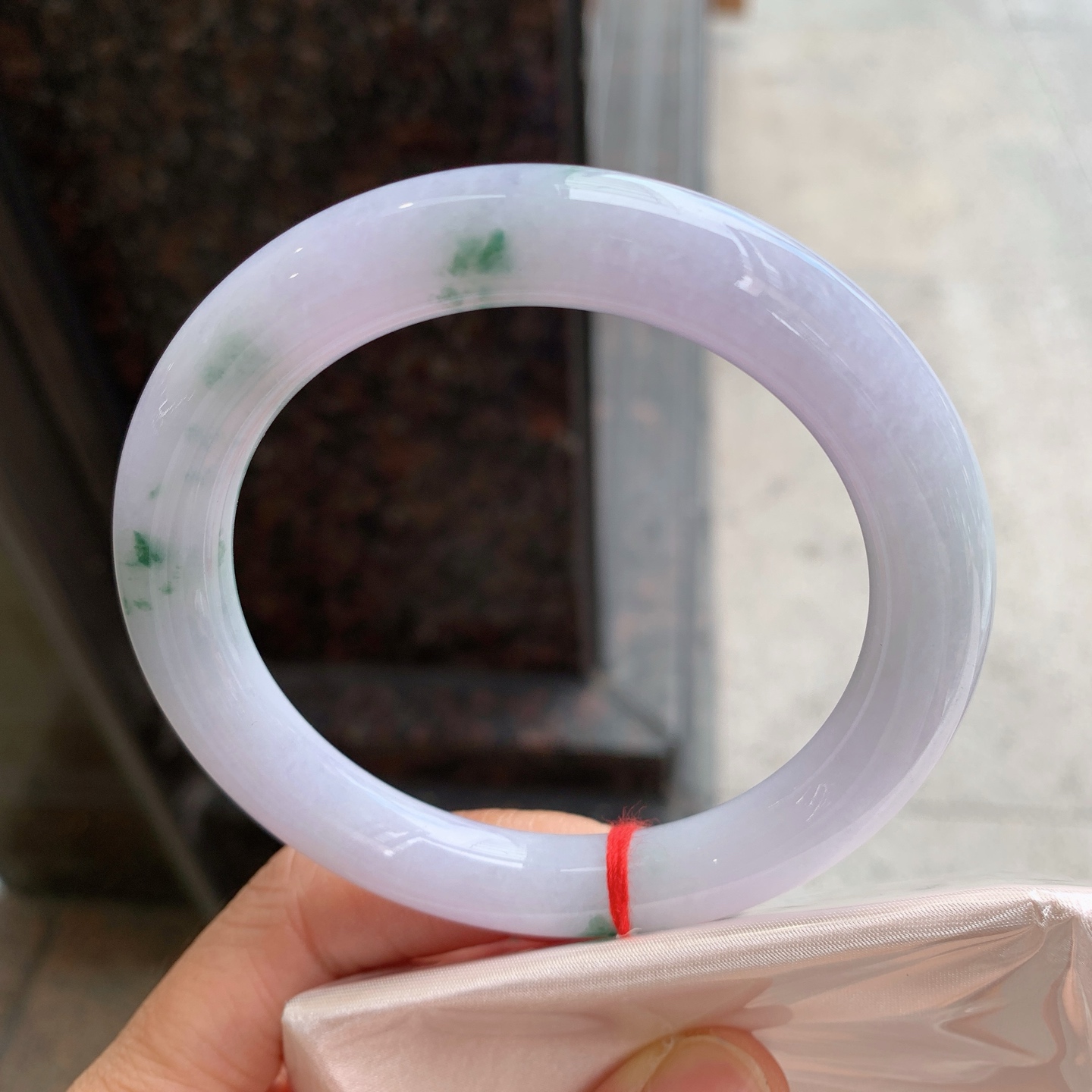 圆条紫底飘花,无裂,尺寸：60/10.5,大圈口