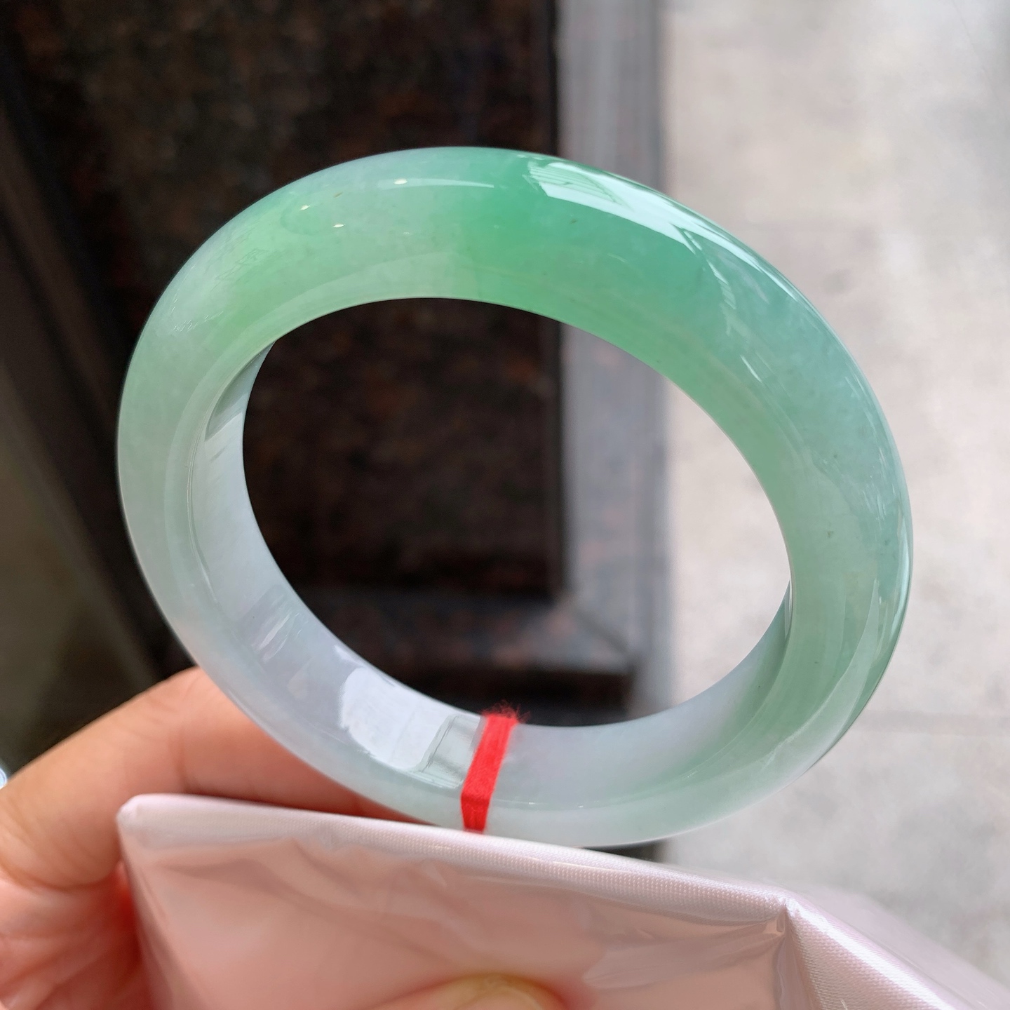 正圈飘绿 无裂 版型好