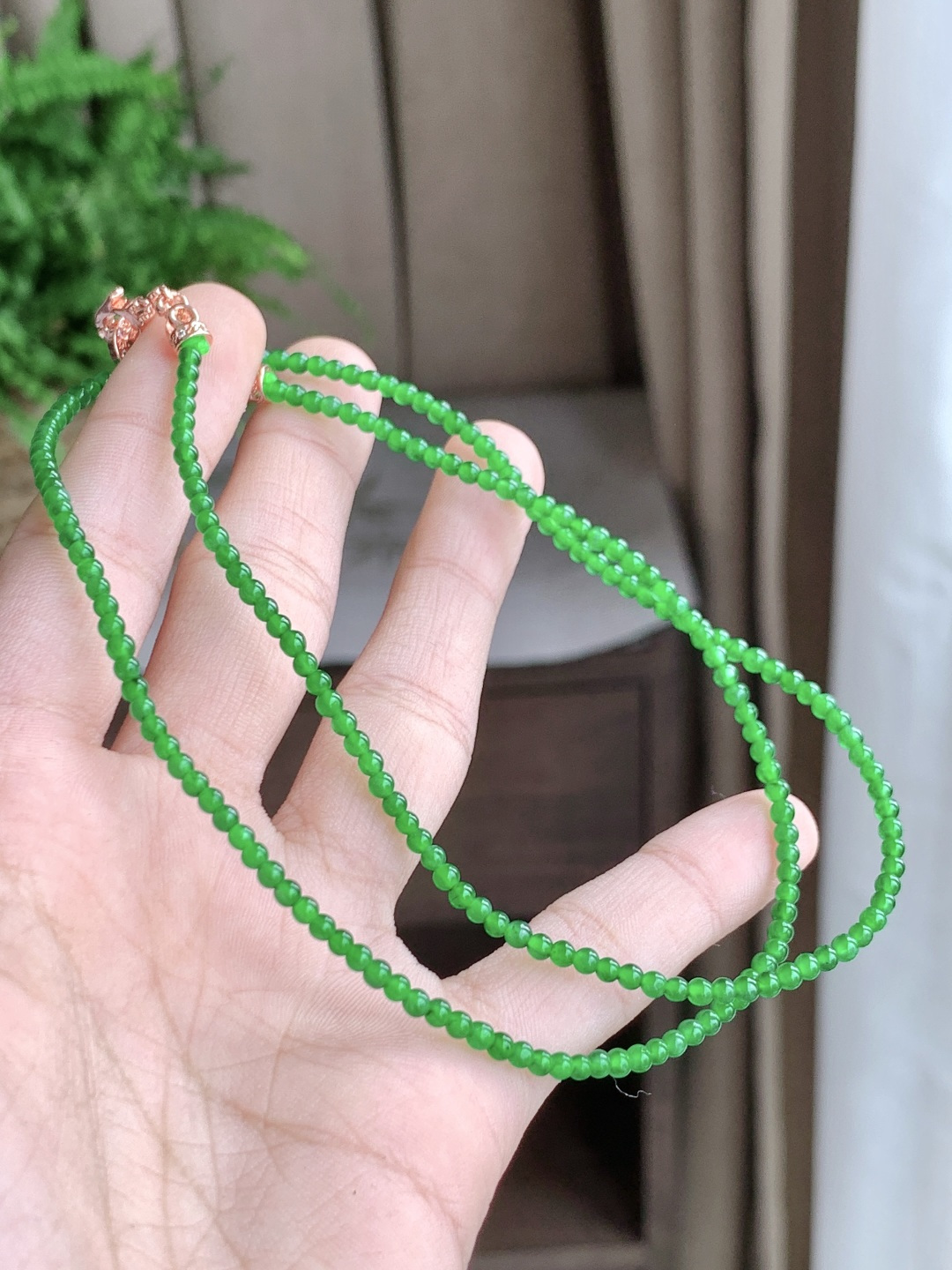 珠子冰阳绿珠链圆珠子珠链，性比高，尺寸2.6mm，26cm，重量7.1克