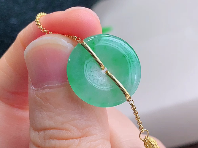 ️ 18K金伴钻平安扣手链，尺寸17.3-2.5mm，包A附证书