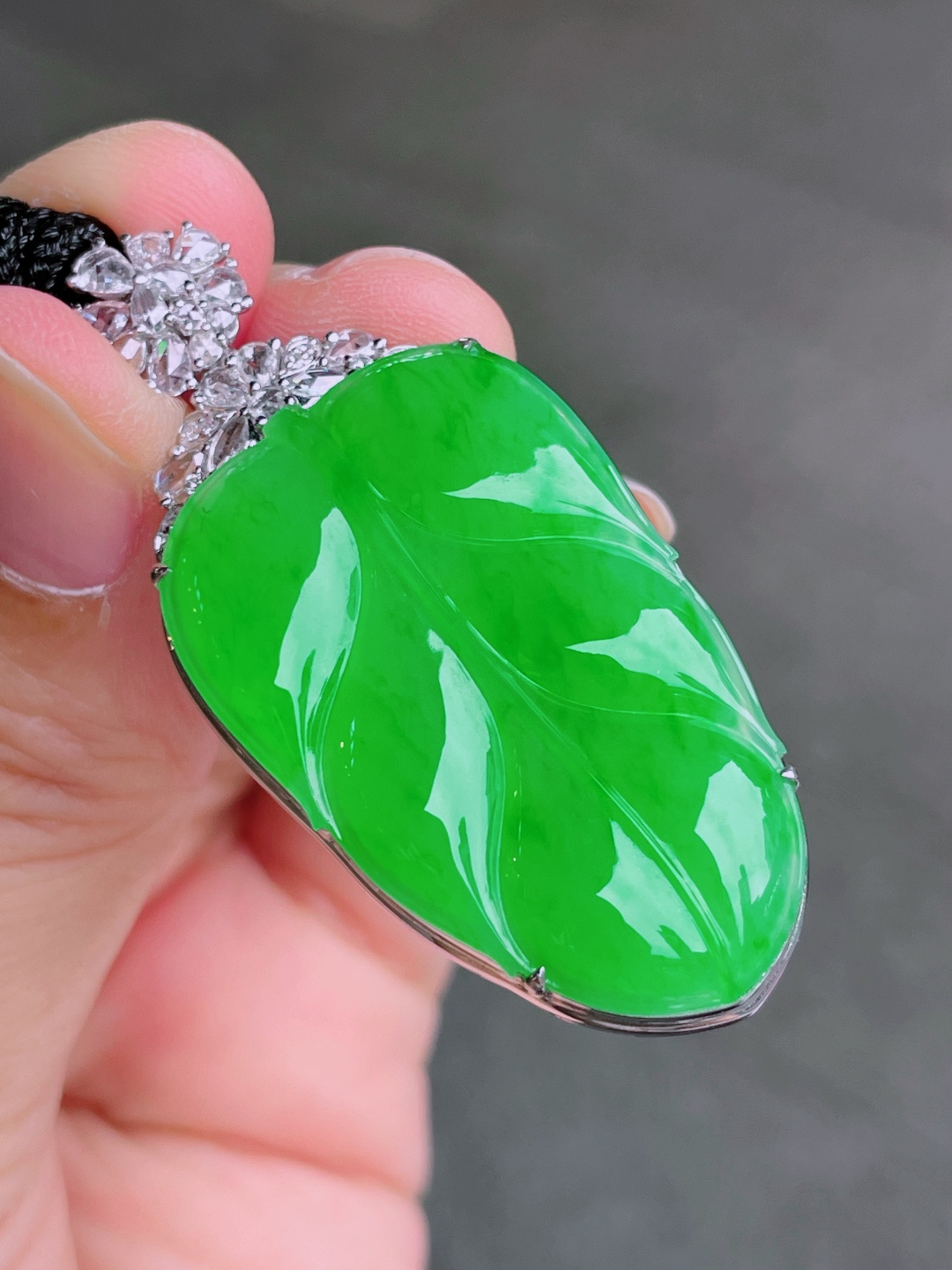 高冰绿树叶吊坠，晶莹剔透，新颖时尚，品相，37.5-24-3