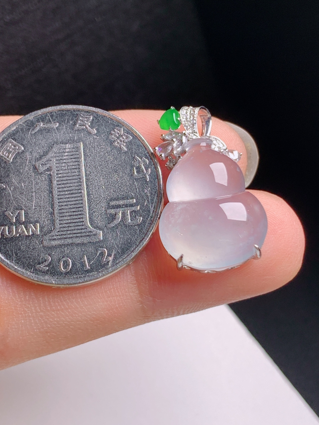 冰种葫芦吊坠，莹润饱满，胶感十足，福禄双全，083108