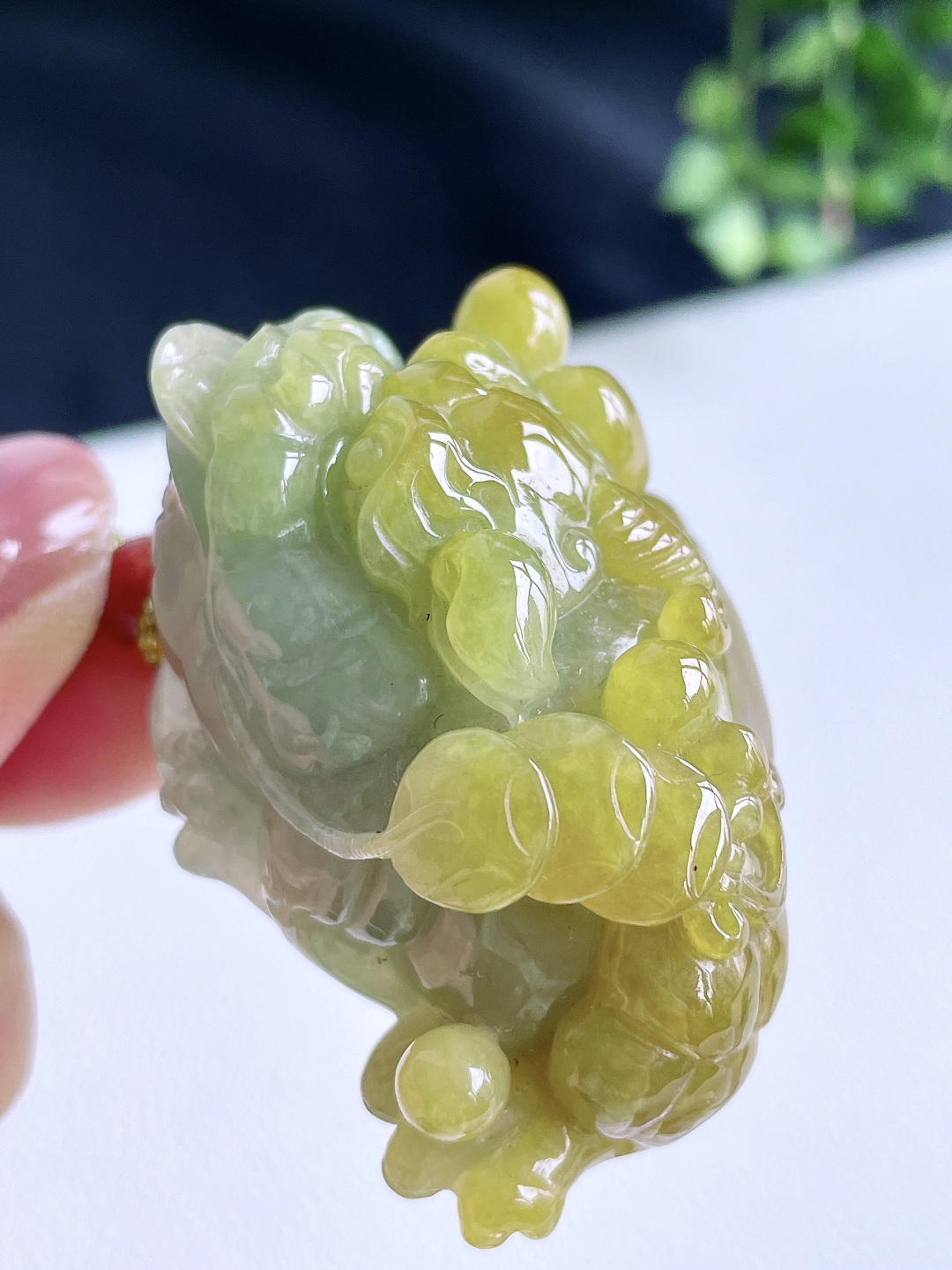 冰黄翡三脚金蟾牌吊坠,缅料,无裂,性比高,超厚,手把件,41.4-33.3-26.7,68克
