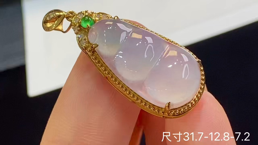 ️18k金+钻福豆吊坠，无裂，31.7-12.8-7.2