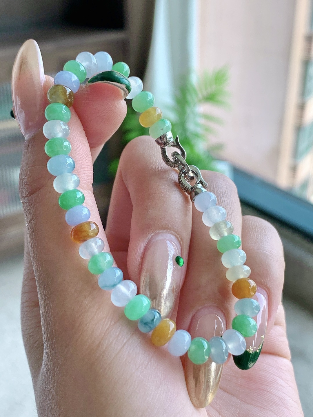 珠子冰多宝手串算盘珠手串,性比高,尺寸6.4-4mm,重量12.2克