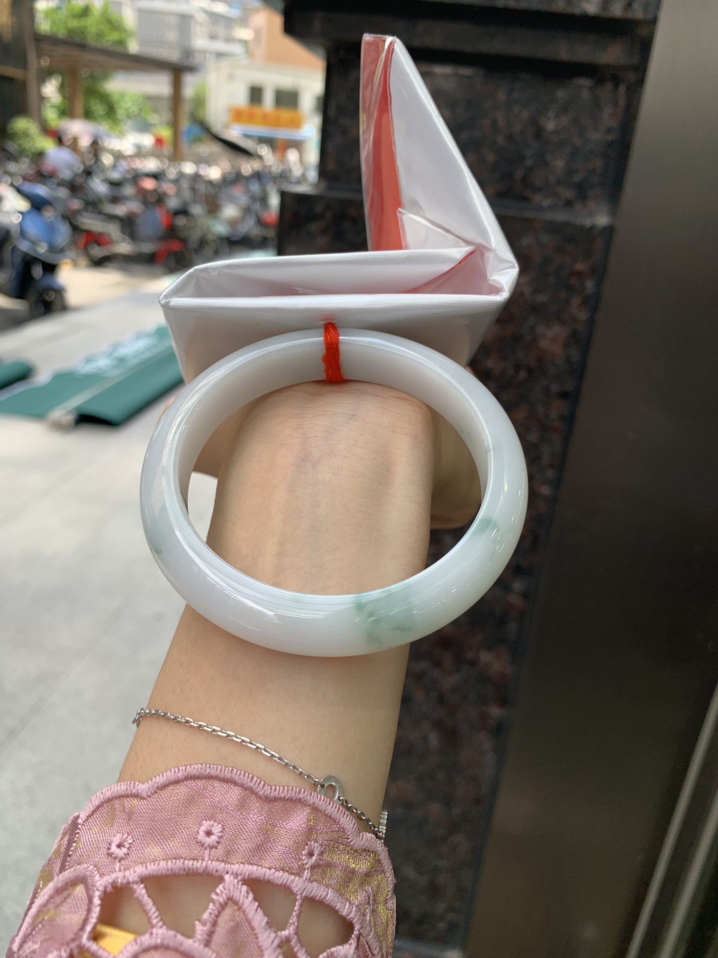 飘花正圈, 0907-01-474-18, 底妆细腻，花色清爽。