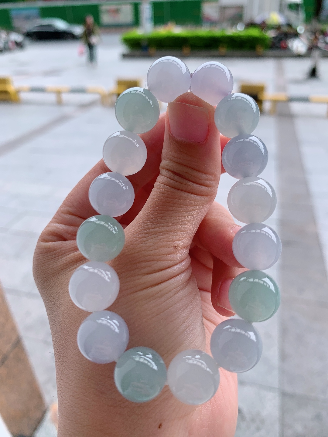 冰种春彩珠珠手串，水润清透，色彩柔和，清新雅致，卡12.2，19