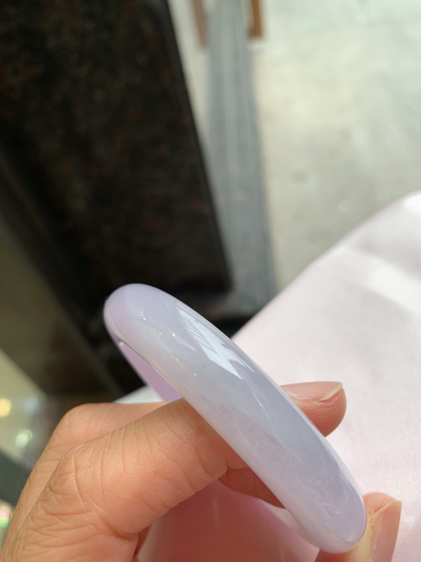 正圈冰粉紫 有纹裂 尺寸：54/12.6/10 不介意纹裂可入