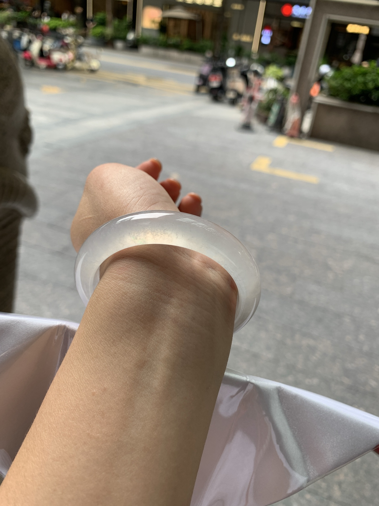 白冰正圈,有裂,0904-N1505