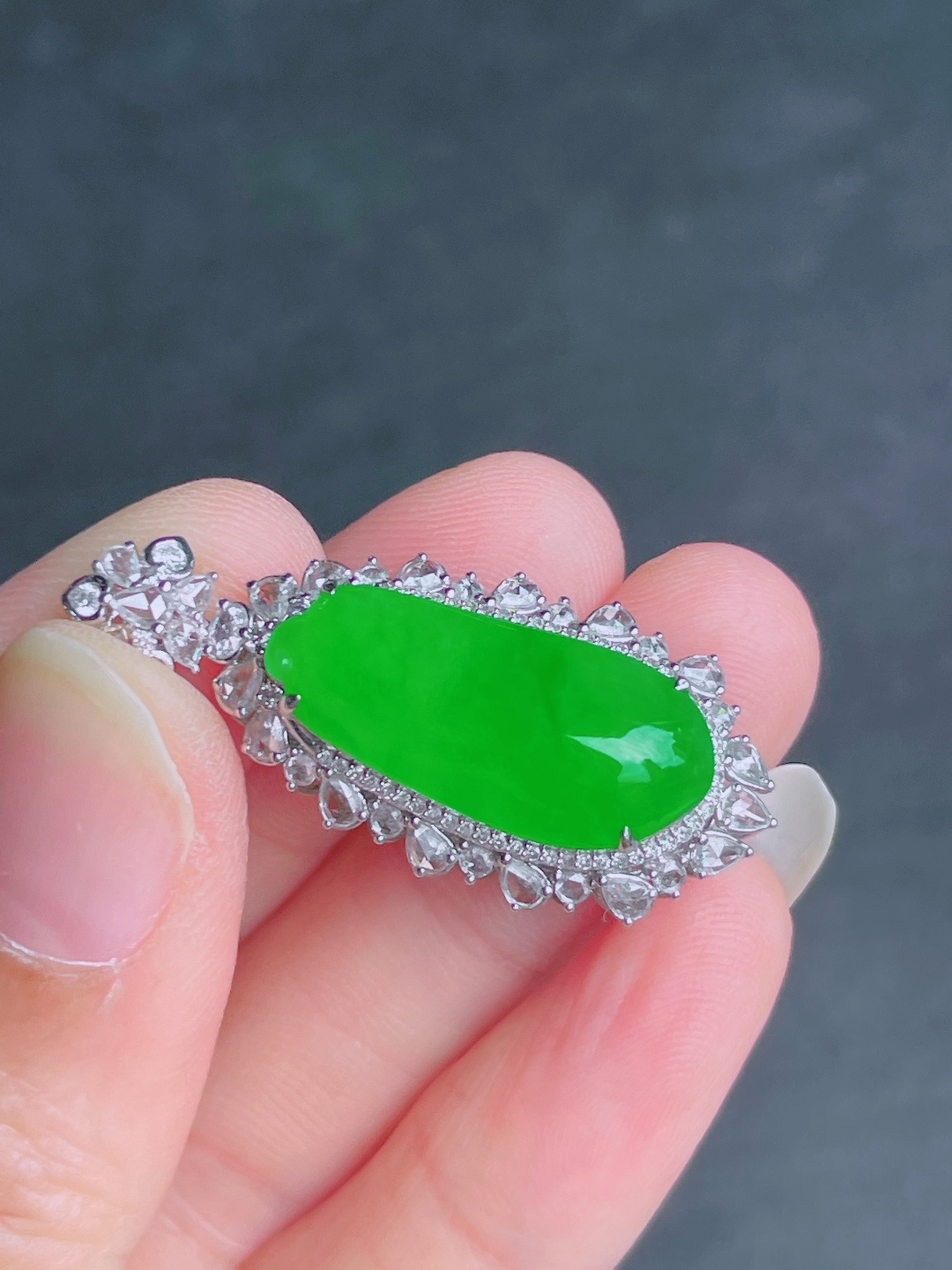 高冰绿福瓜吊坠，晶莹剔透，新颖时尚，品相，23-10.5-5