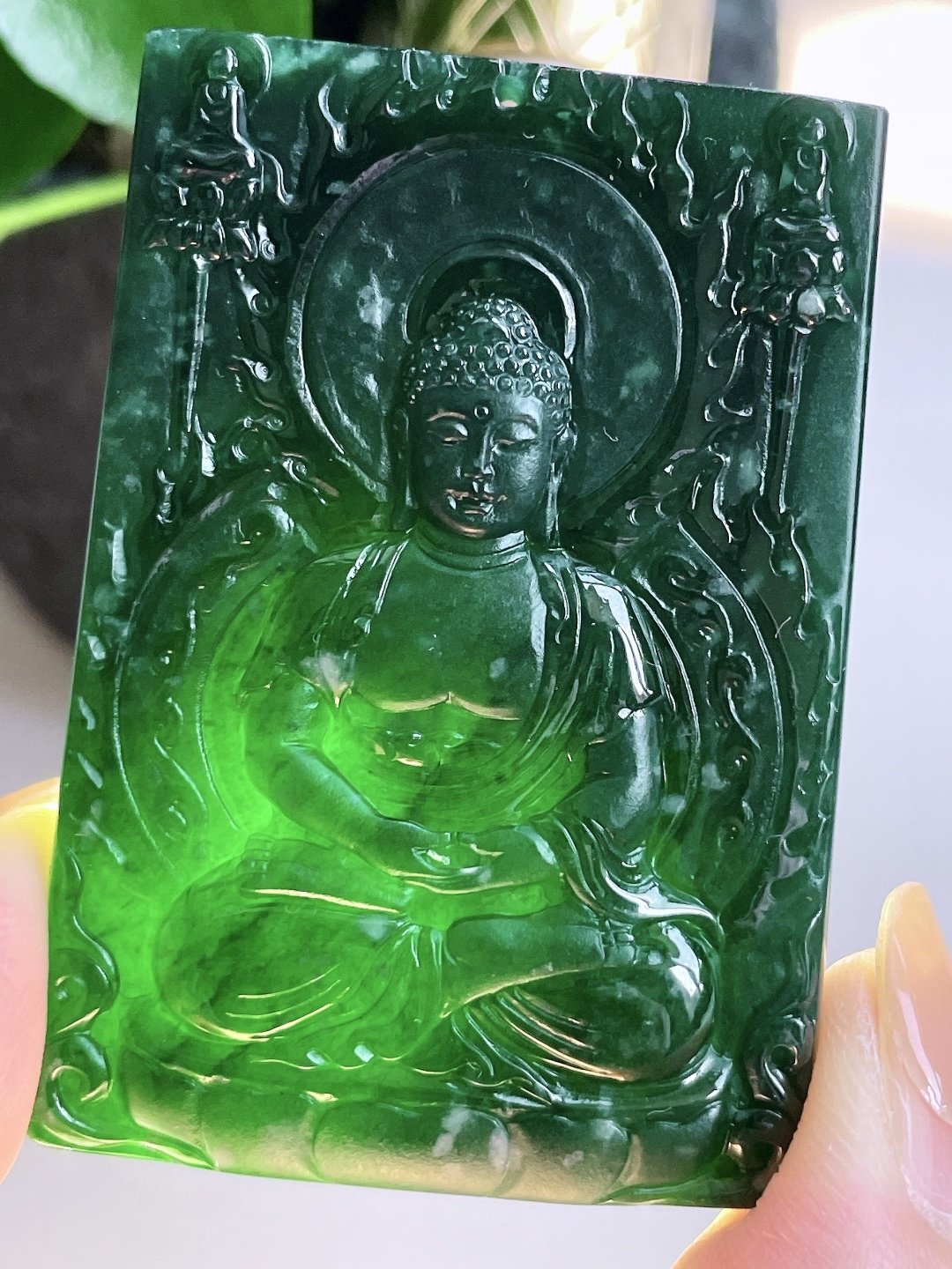 墨翠大日如来佛牌吊坠,说明,,性比高,超厚,尺寸50.8-36.5-10.2,重量51克