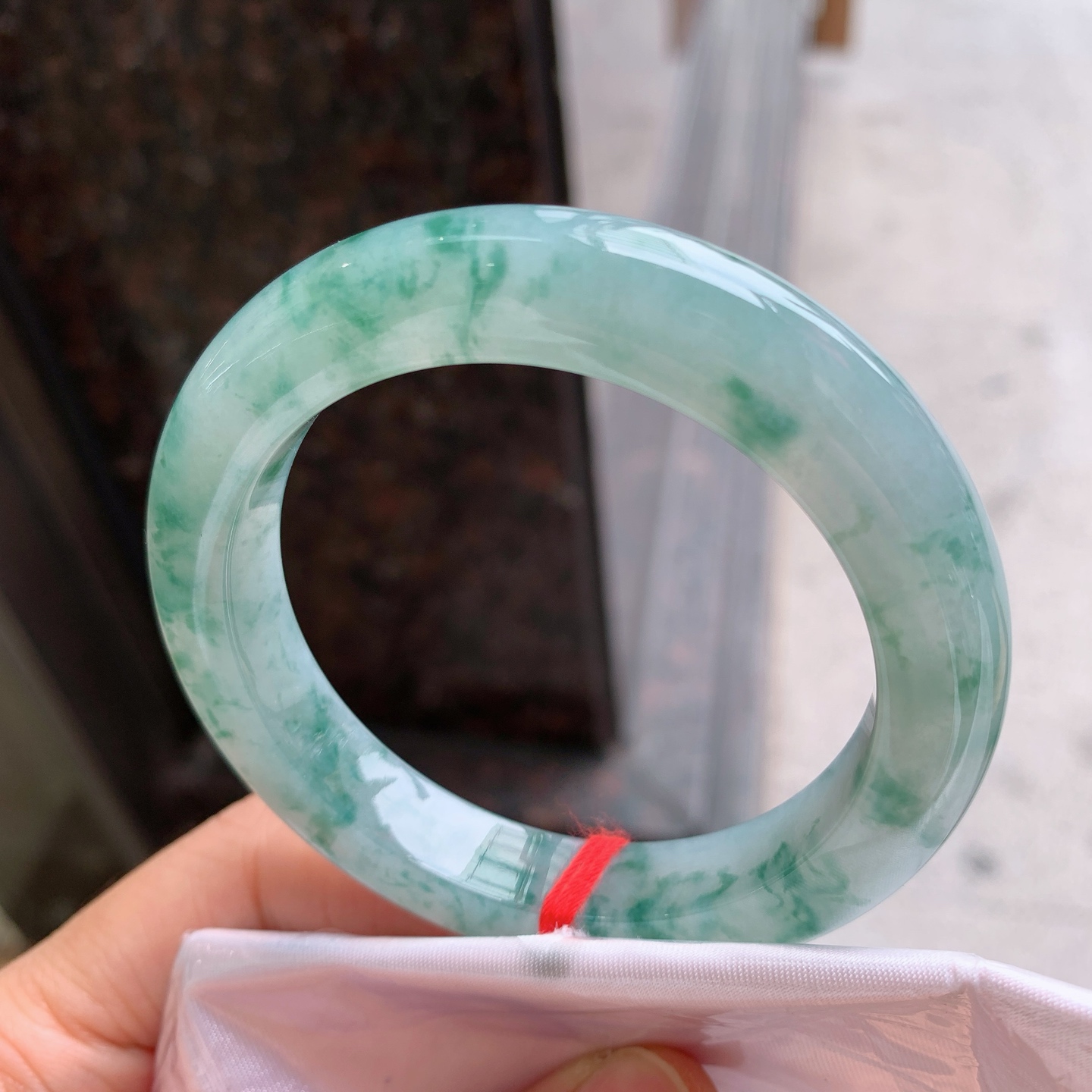 正圈飘花，无裂，细腻