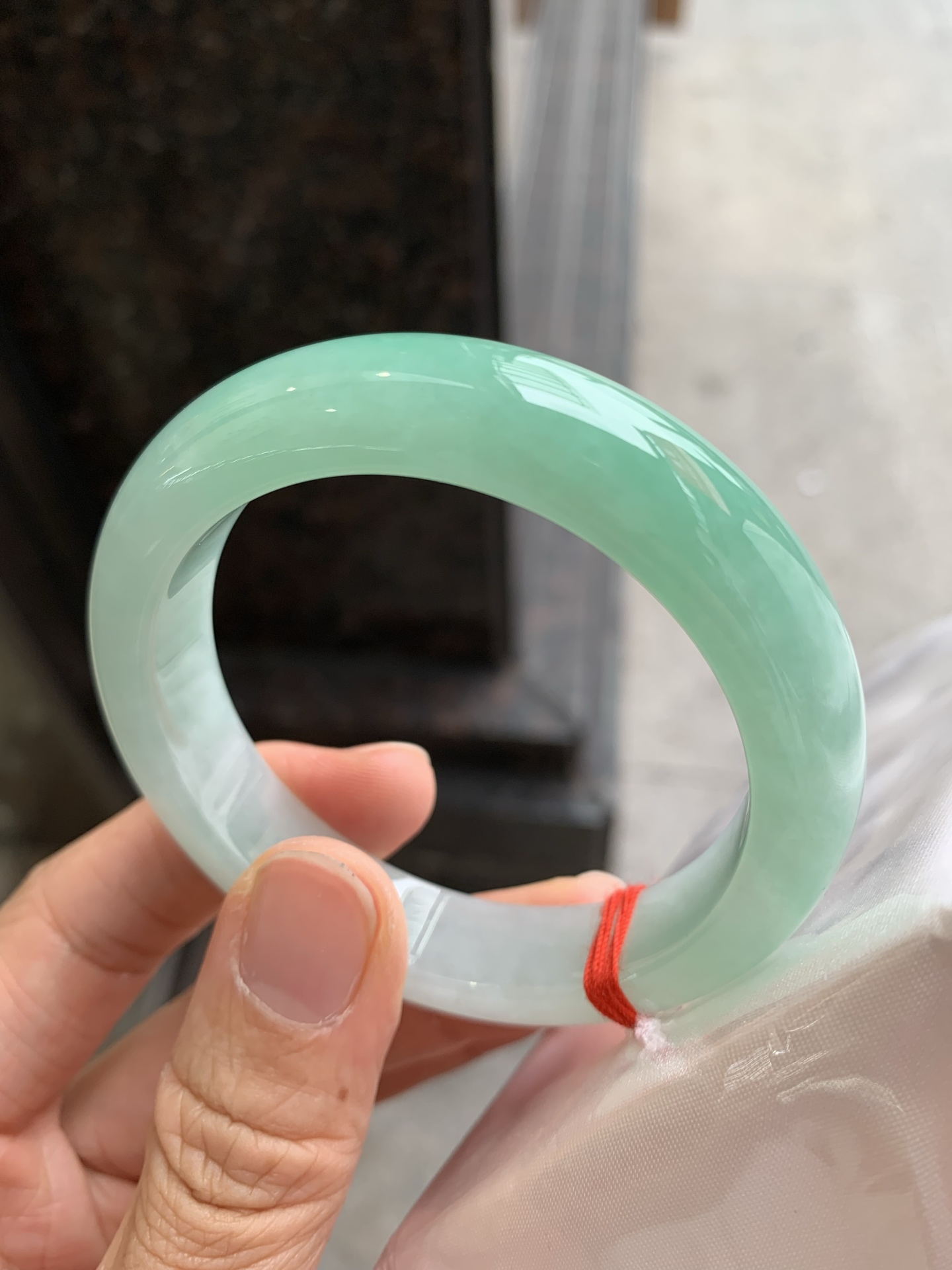 正圈飘绿 无裂 细腻