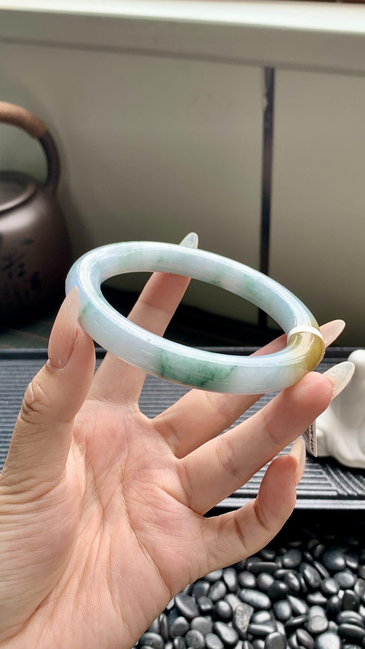 黄翡飘花大圈口圆条成品 HYY-3055 尺寸：62-11-11