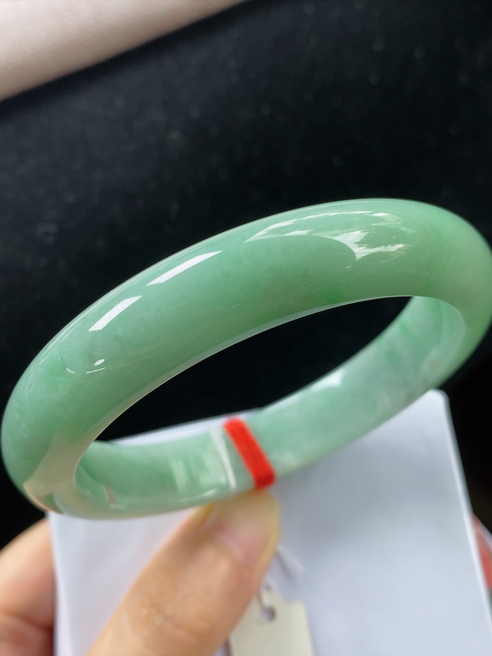 正圈底色手镯，圈口尺寸57.7-12.2-8.2mm,904xdz