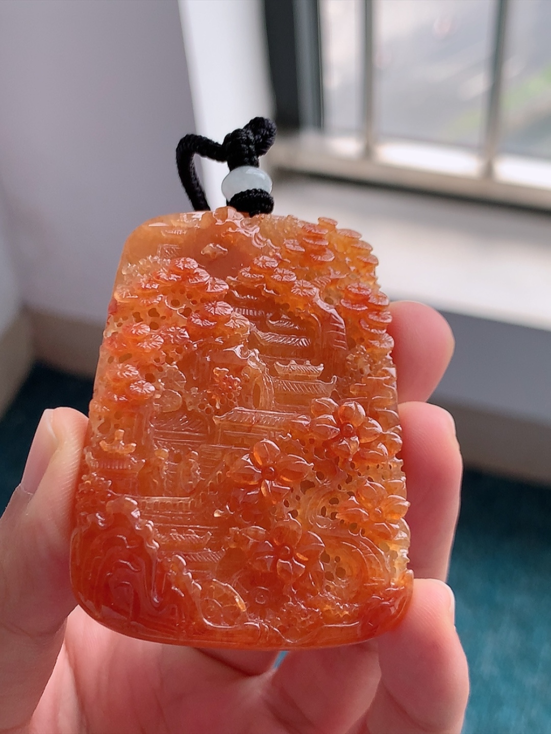 红翡山水牌挂件 冰润细腻 种色饱满 佩戴落落大方 货号22726，60.3-42.5-8.7