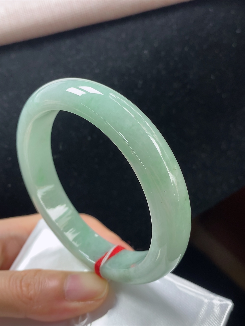 正圈底色手镯，圈口尺寸56.4-12.2-8.5mm,904xdz