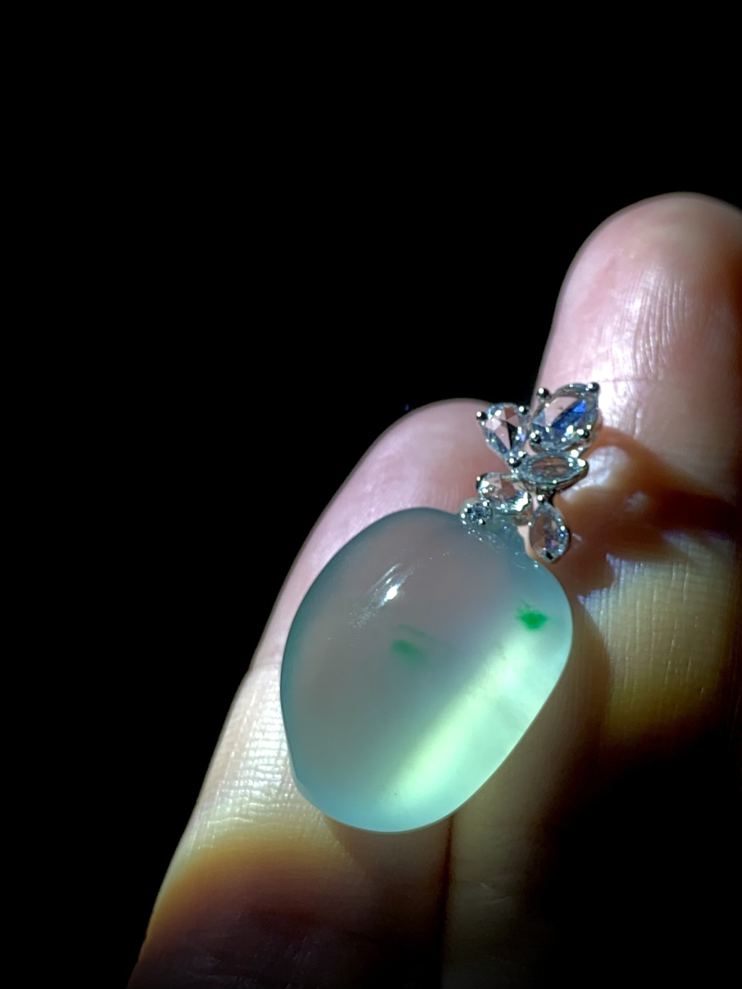 精品福瓜，含扣30.5-裸石21-16.5-9.2mm，6.02g，18K金，南非钻