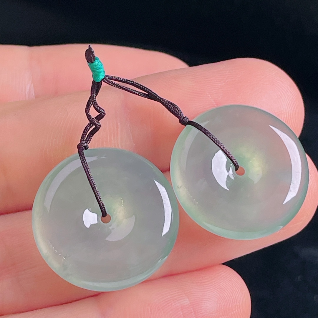 ️冰晴水平安扣耳坠，老种起光，细底通透，尺寸：20/5mm0904