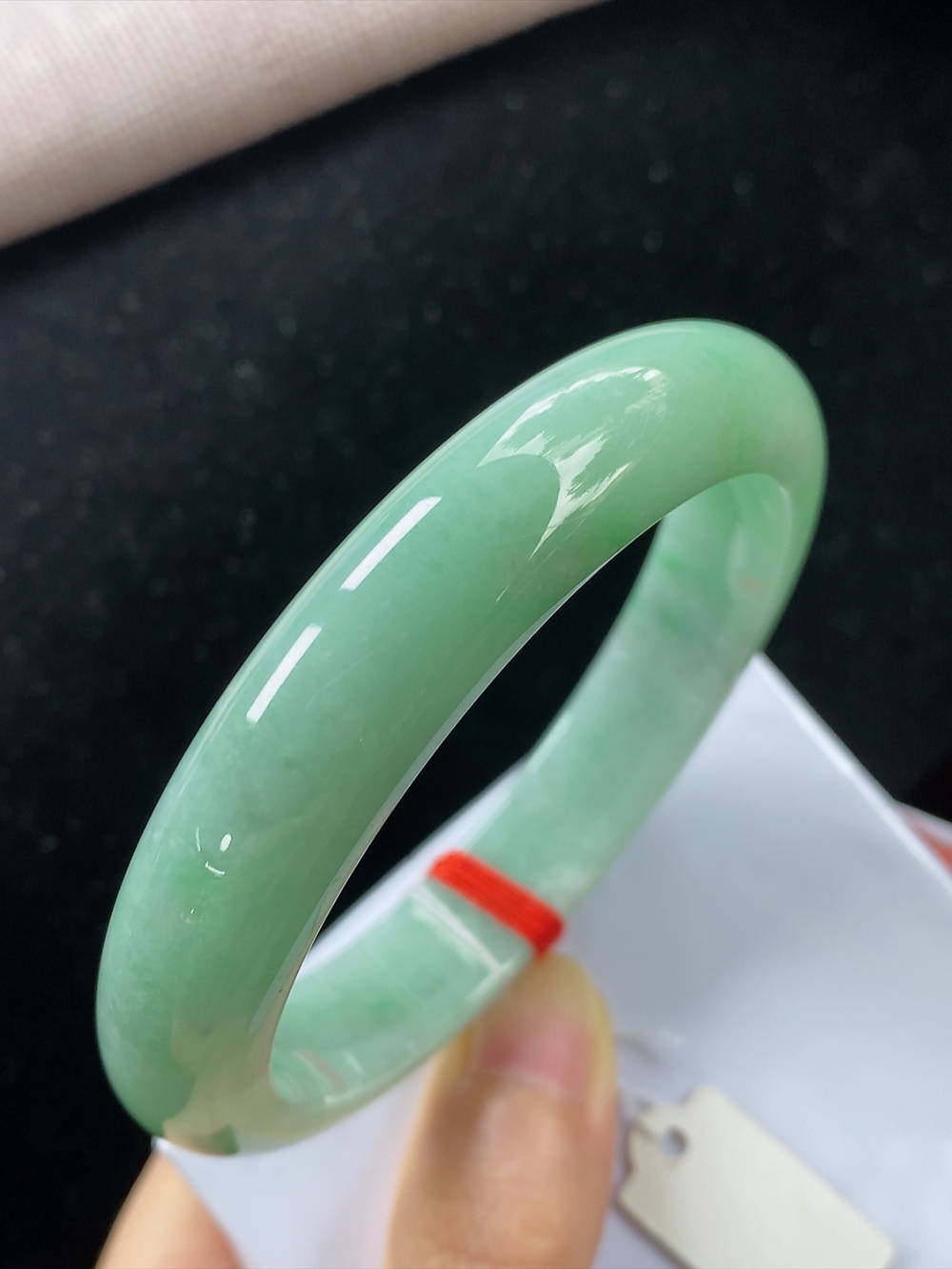正圈底色手镯，圈口尺寸57.7-12.2-8.2mm,904xdz