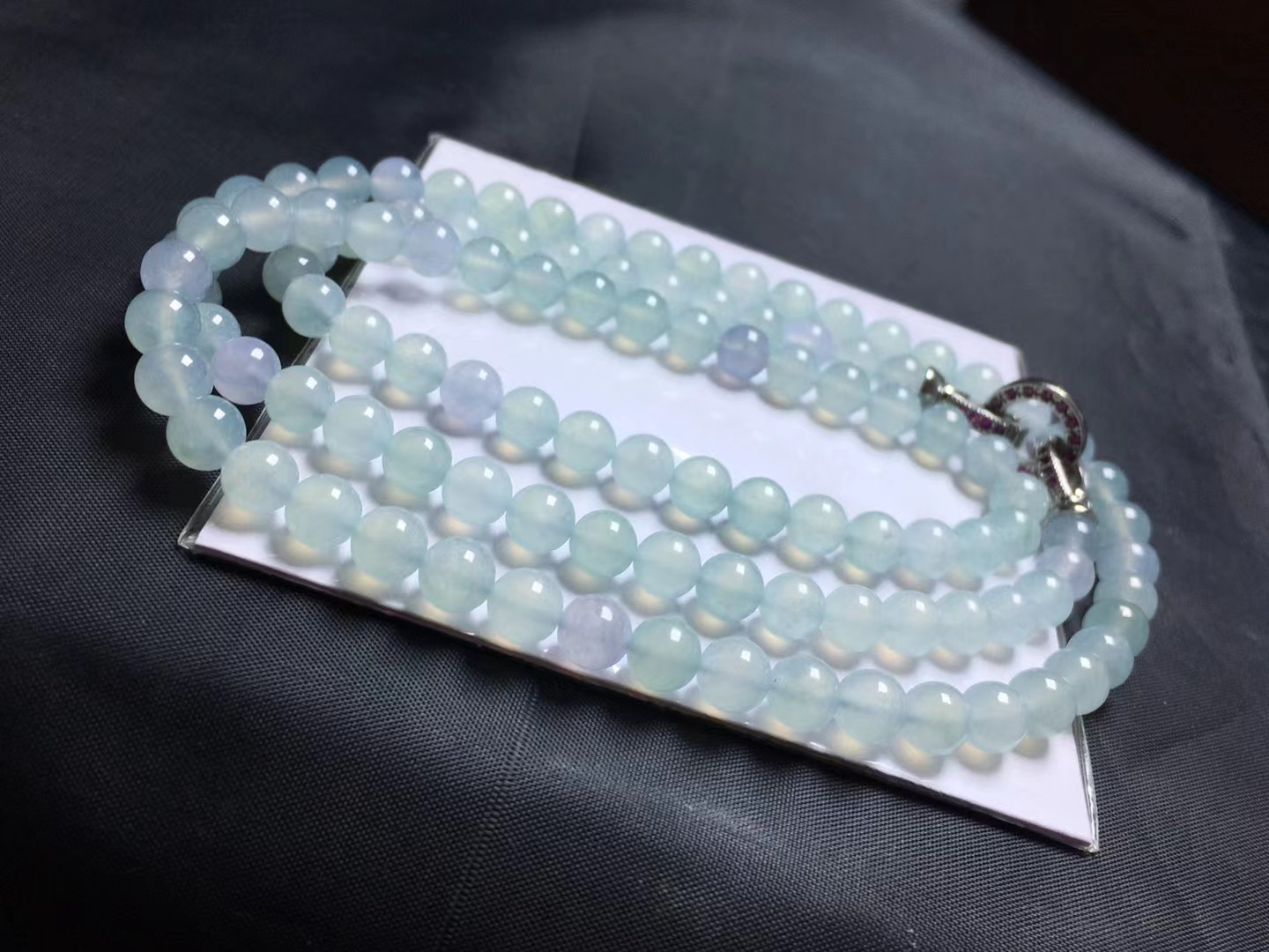 种珠链，卡6mm，118颗，种好，玉质细腻，均匀，透水润，度极高，颗颗精选