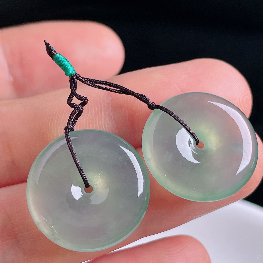 ️冰晴水平安扣耳坠，老种起光，细底通透，尺寸：20/5mm0904