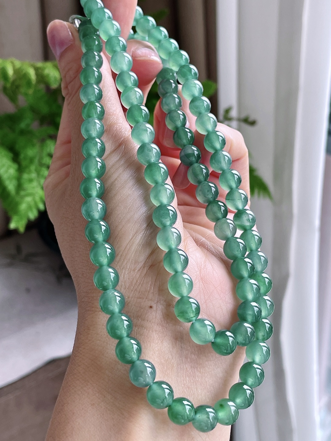 珠子冰晴绿珠链圆珠珠子珠链,说明性比高,尺寸7.7mm，34cm,重量72.2克