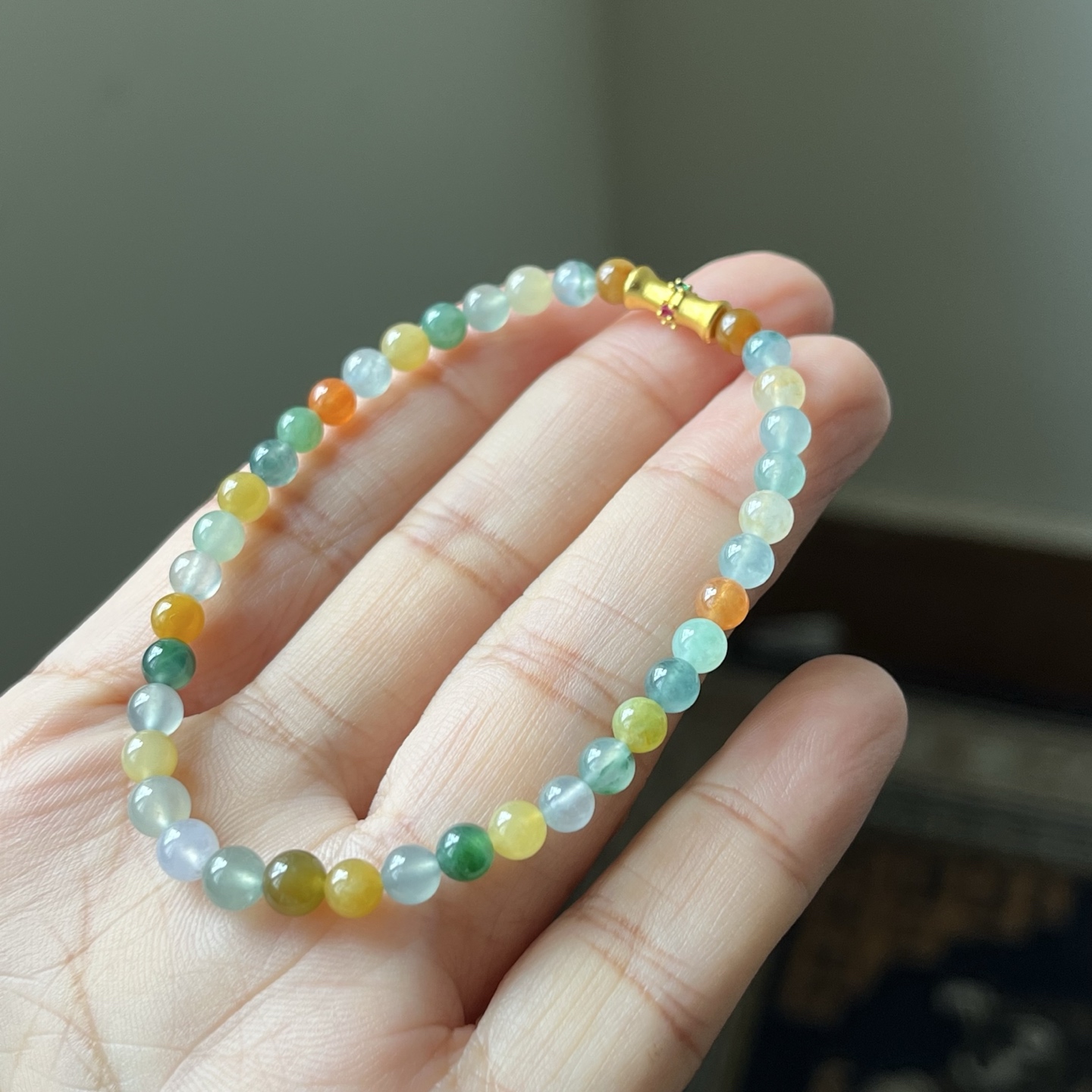 冰种马卡龙小精品圆珠手链，种水好，颜色丰富多彩，冰透，卡4.6，超值