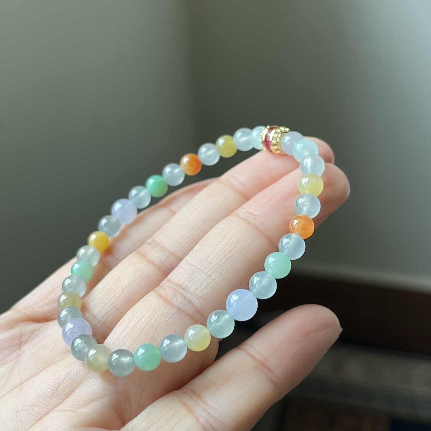 冰种马卡龙小精品圆珠手链，种水好，颜色丰富多彩，冰透，卡5，超值
