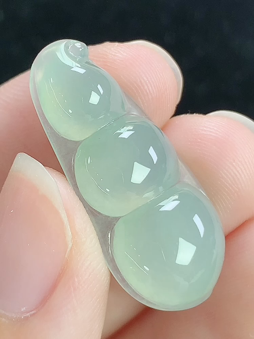 冰种福豆，无裂，尺寸28.7-12.5-5.5mm，j05yaf