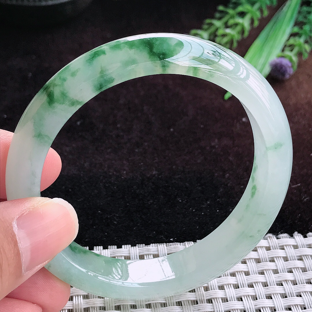 实拍A货翡翠56.5/12.1/8.2老坑冰透果冻胶冰飘花手镯宽边玉镯平安镯