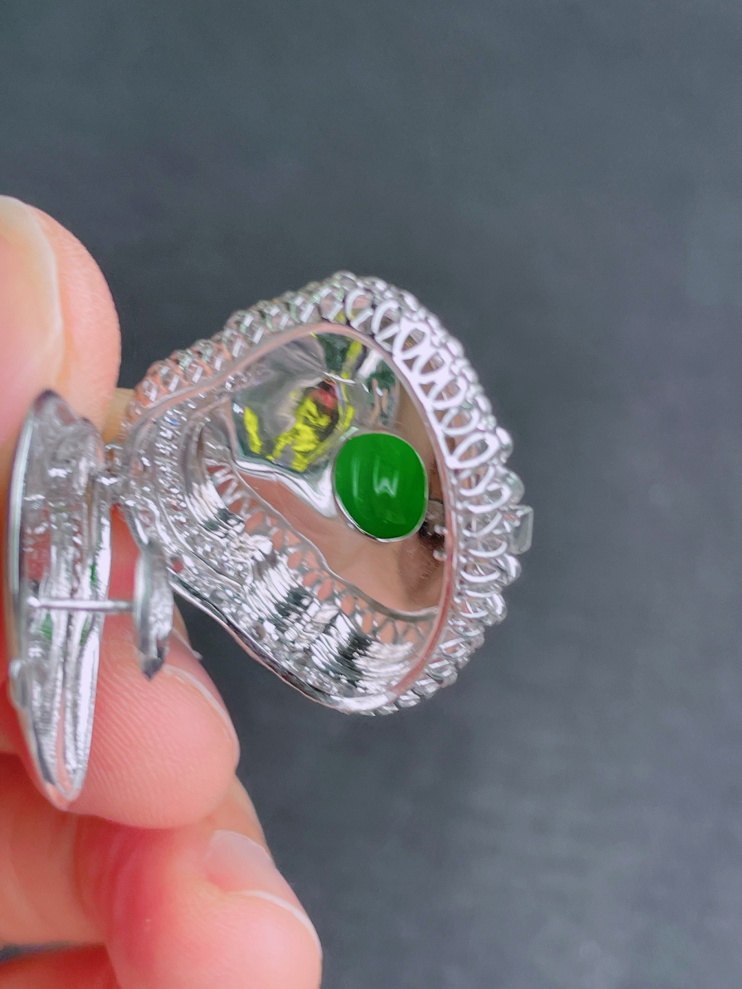 高冰绿佛公吊坠，晶莹剔透，新颖时尚，无裂，19-25-3
