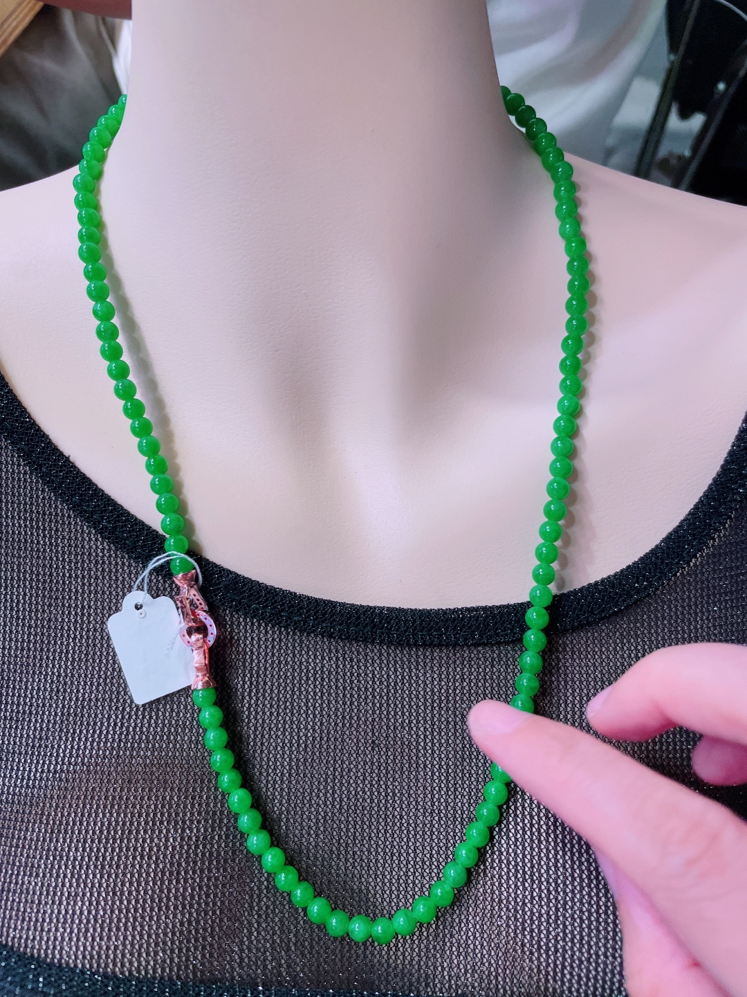️高冰绿珠子项链，晶莹剔透，新颖时尚，6-7