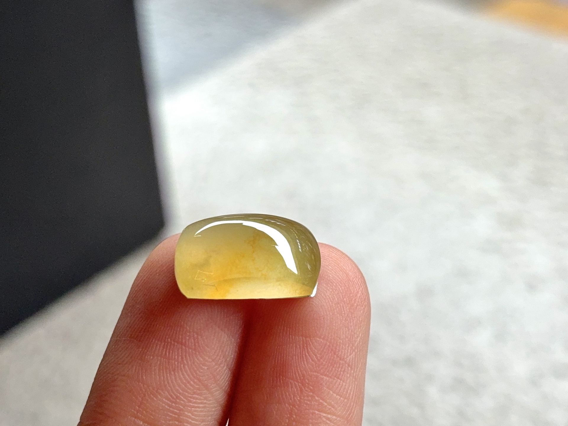 ️ 黄马鞍，尺寸：13.7×7.8×5.2