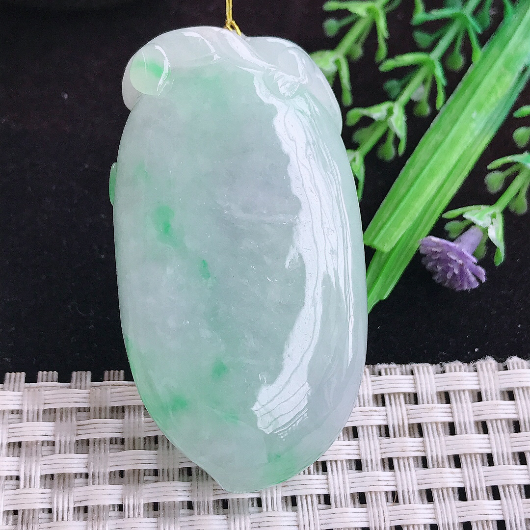 实拍A货翡翠54.6/29.5/13.5老坑温润飘绿饱满福瓜吊坠翡翠玉坠挂件