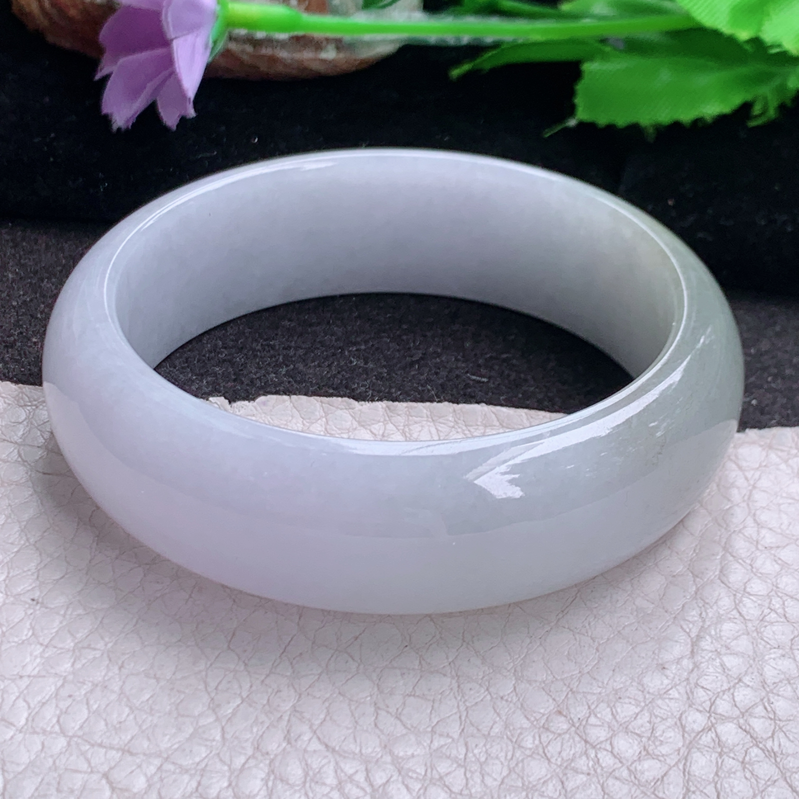 ss自然光56*18*7.8轮胎镯 缅甸翡翠a货高品质双彩宽边玉手镯