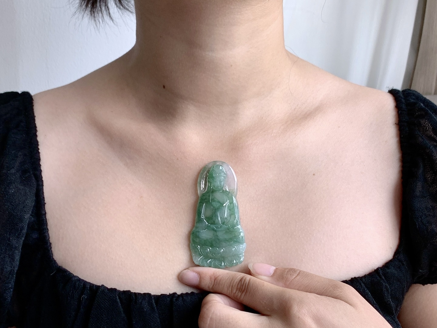 裸石冰飘绿花素衣观音大观音吊坠，说明缅料性比高厚装飘花，尺寸68.6-35.8-6，重量30克，不议