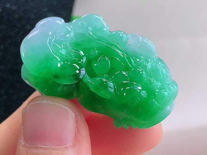 ️ 招财貔貅，无裂，尺寸38.3-22.4-12.3mm，包A附证书