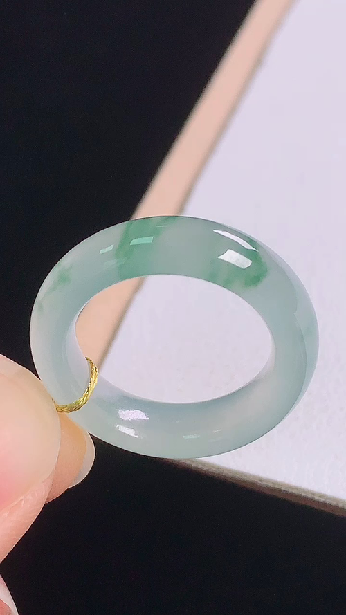 冰飘花指环，无裂，尺寸:圈口11/16.0-5.5-3.6mm