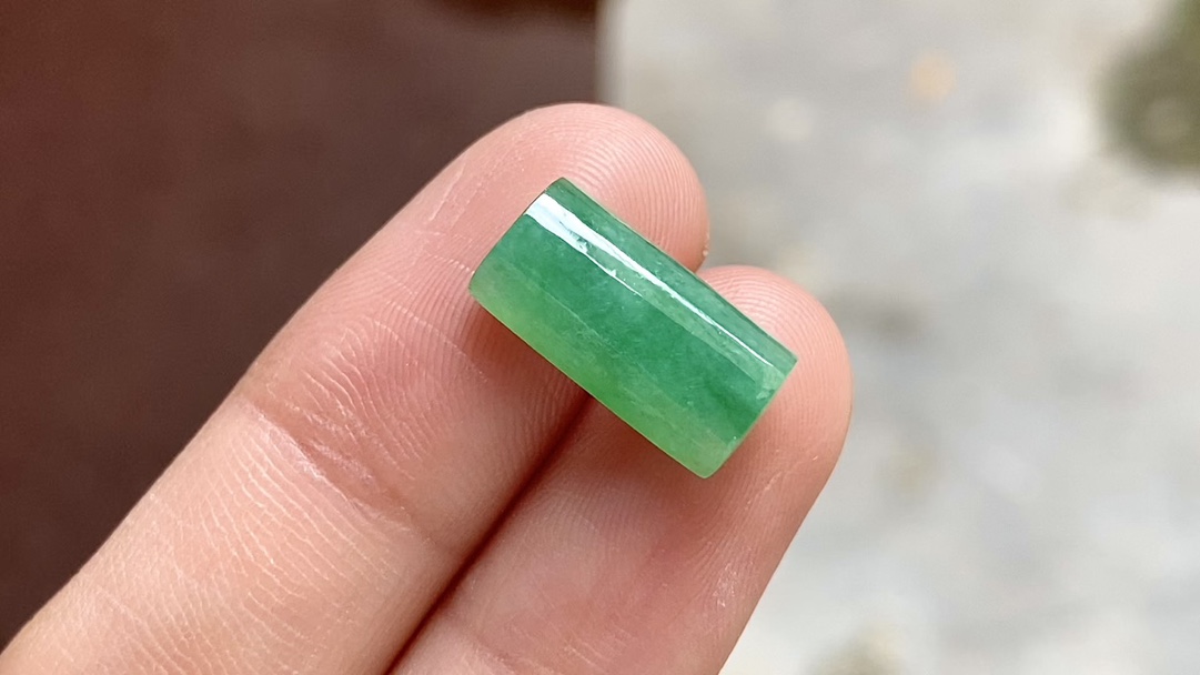 满色马鞍