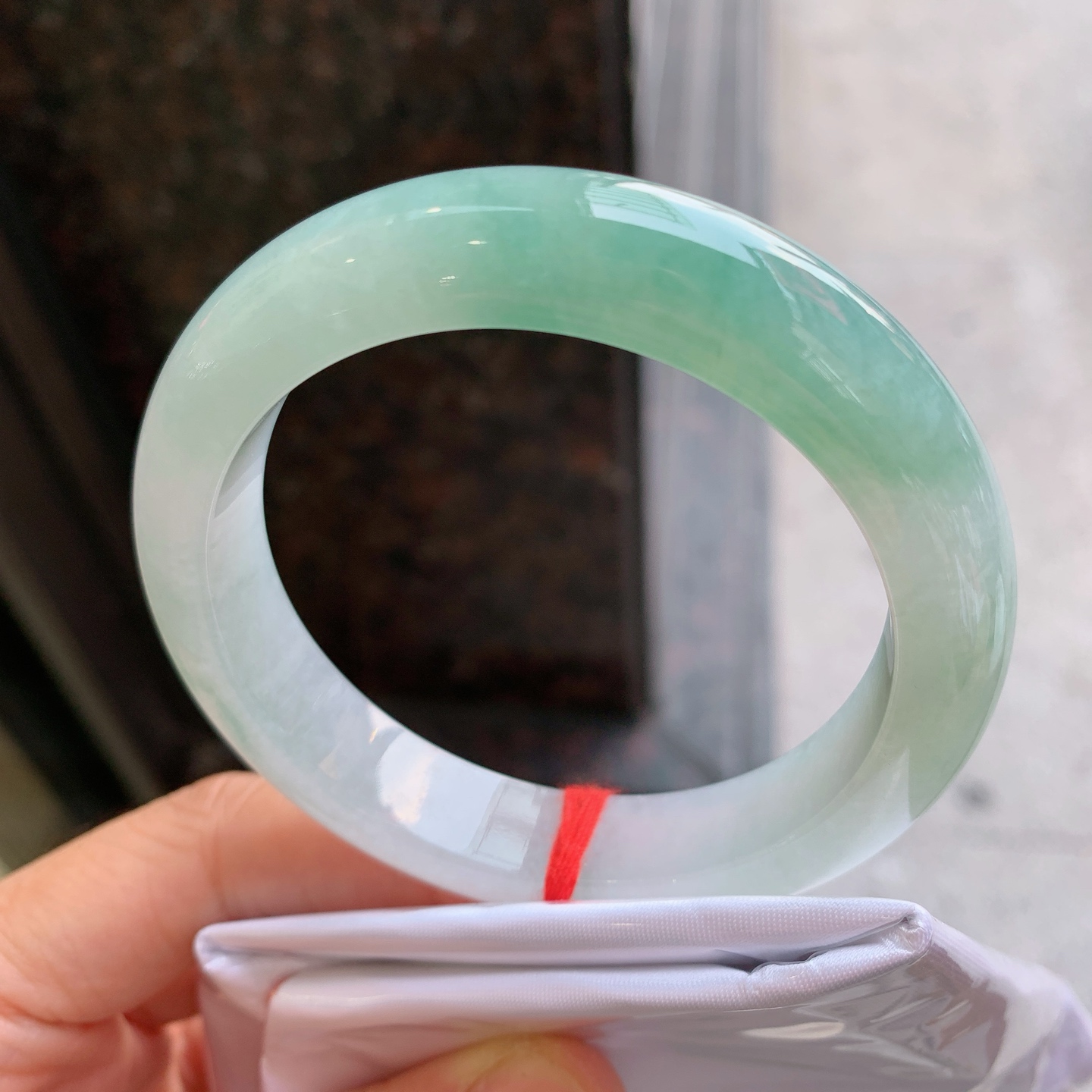 正圈飘绿 无裂 版型好