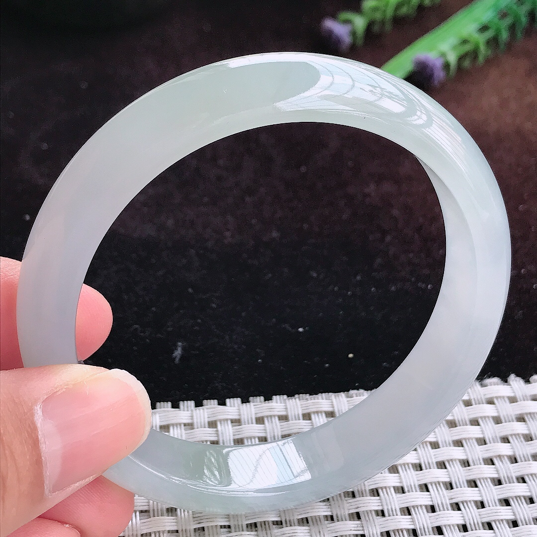 实拍A货翡翠58.5/13.2/7.6老坑冰纯起胶冰晴手镯宽边玉镯平安镯
