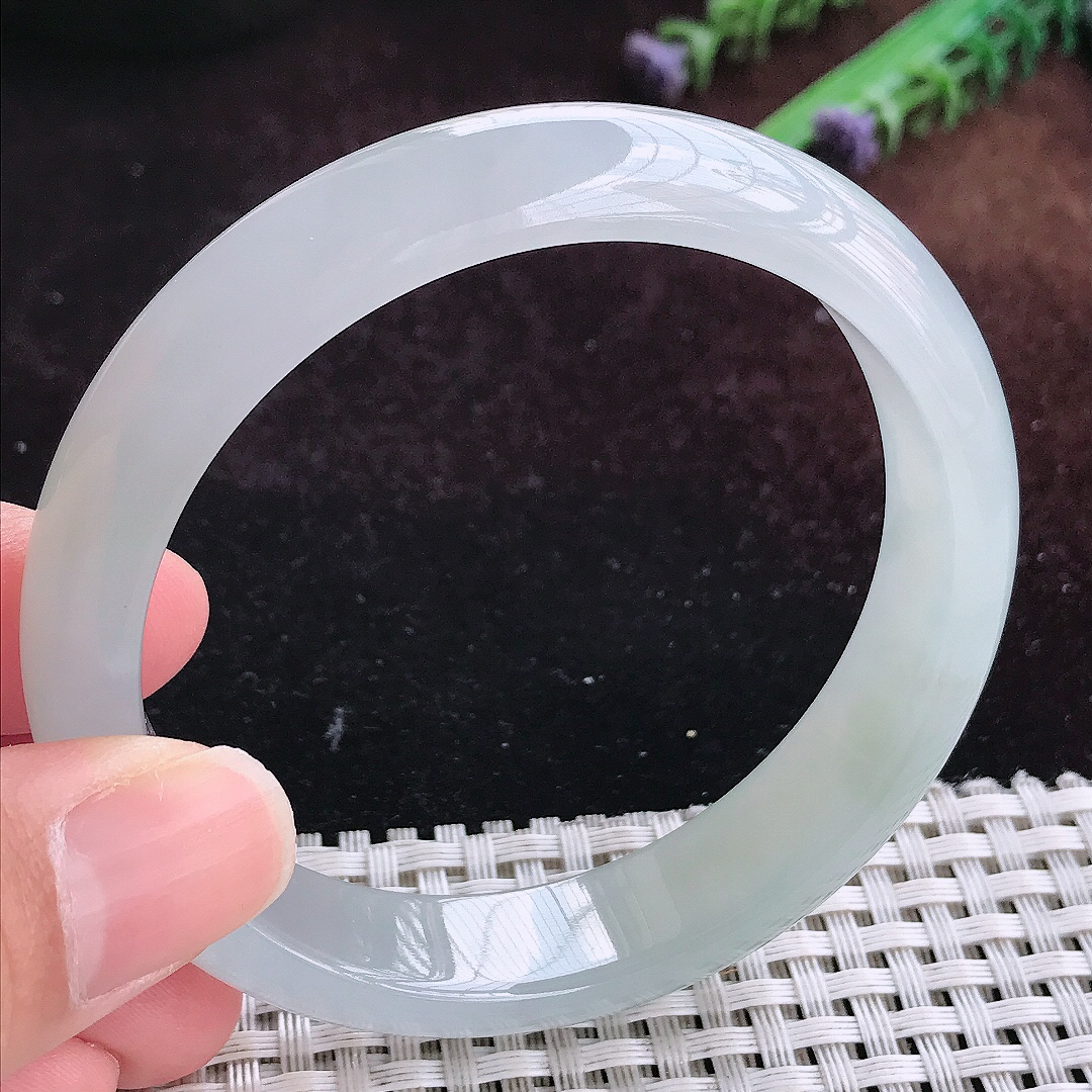 实拍A货翡翠58.5/13.2/7.6老坑冰纯起胶冰晴手镯宽边玉镯平安镯