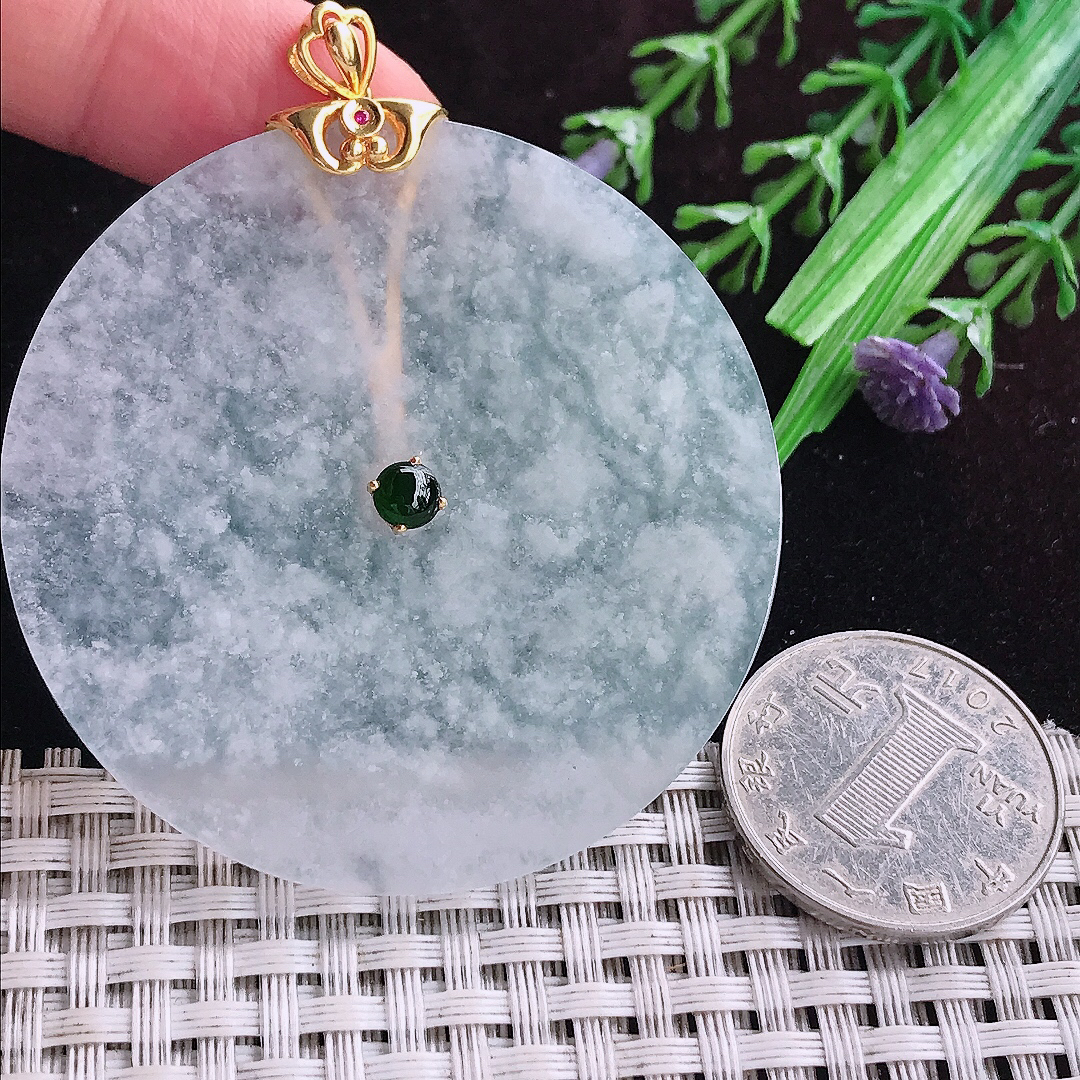 实拍A货翡翠54.5/3老坑18k金镶嵌雪花棉白冰平安扣吊坠翡翠玉坠圆牌