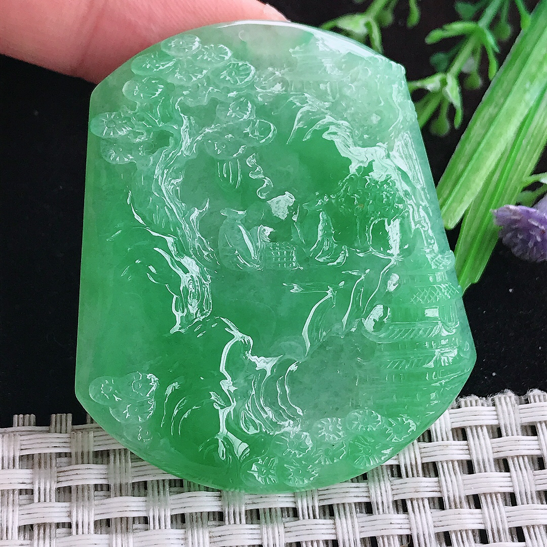 实拍A货翡翠53.8/45.8/5.5老坑冰润起胶满绿阳绿山水牌吊坠翡翠玉坠
