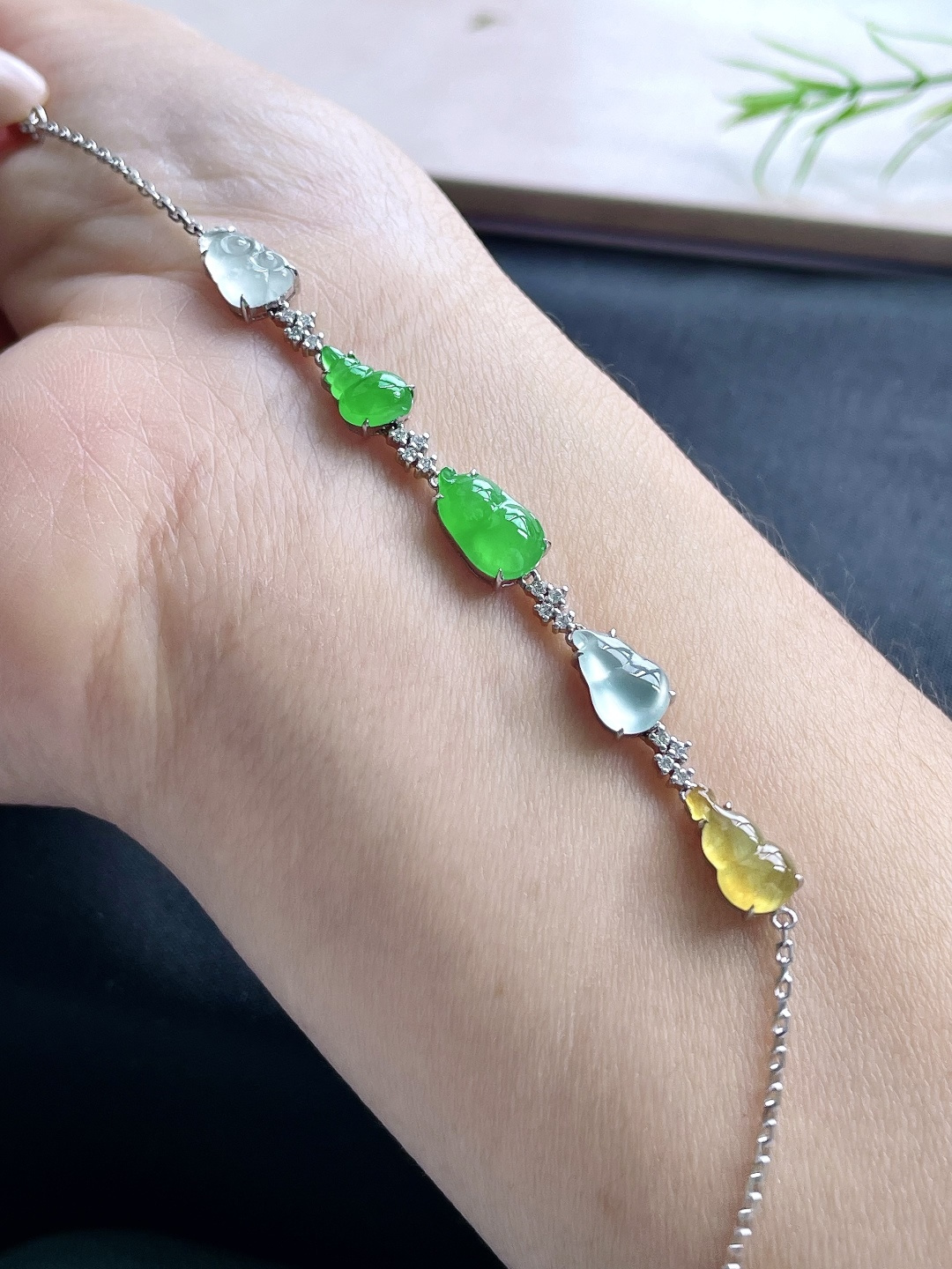 冰多宝葫芦手链,18k金镶嵌,,性比高,多彩,阳绿