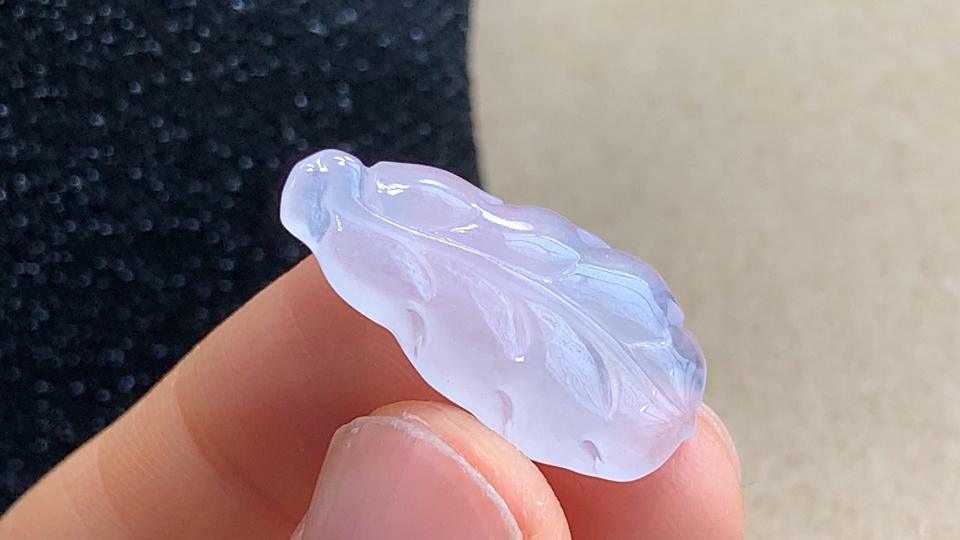 叶子，无裂，尺寸25.0-13.0-4.1mm，包A附证书