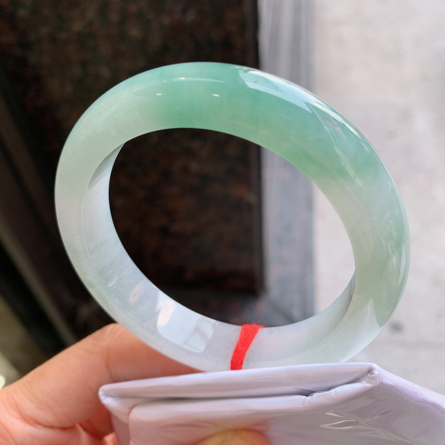 正圈飘绿 无裂 版型好