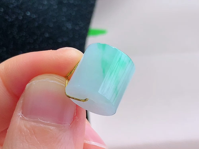 ️ 路路通，无裂，尺寸12.3-12.8mm，包A附证书
