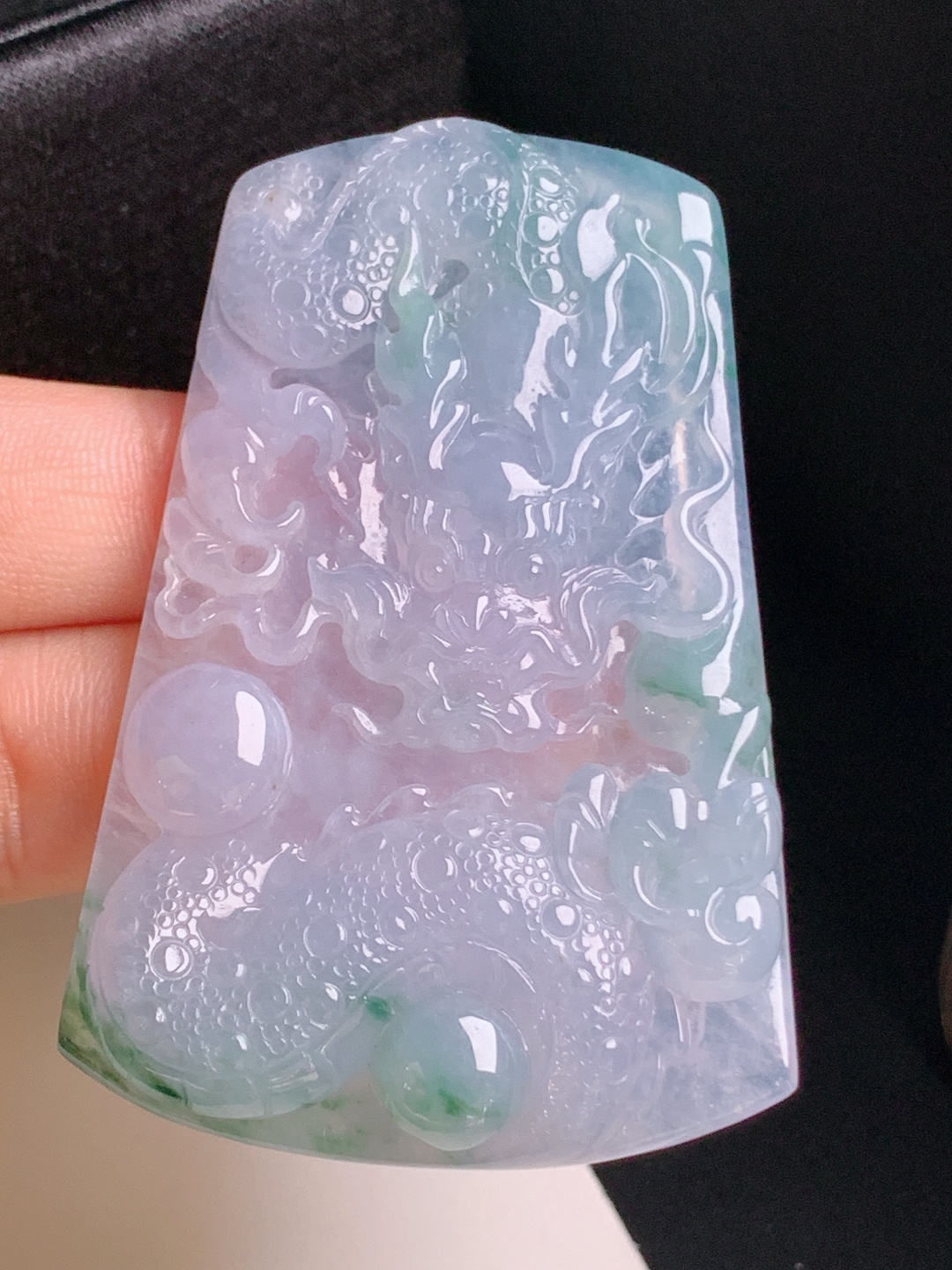 冰飘花紫底龙牌，冰润通透，精工霸气，龙行大运，裸石64-41.5-7.5